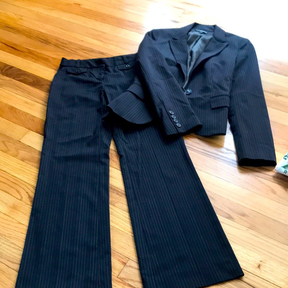 trendy ladies suit